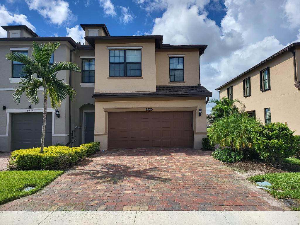 PRESTON SQUARE - Residential Lease