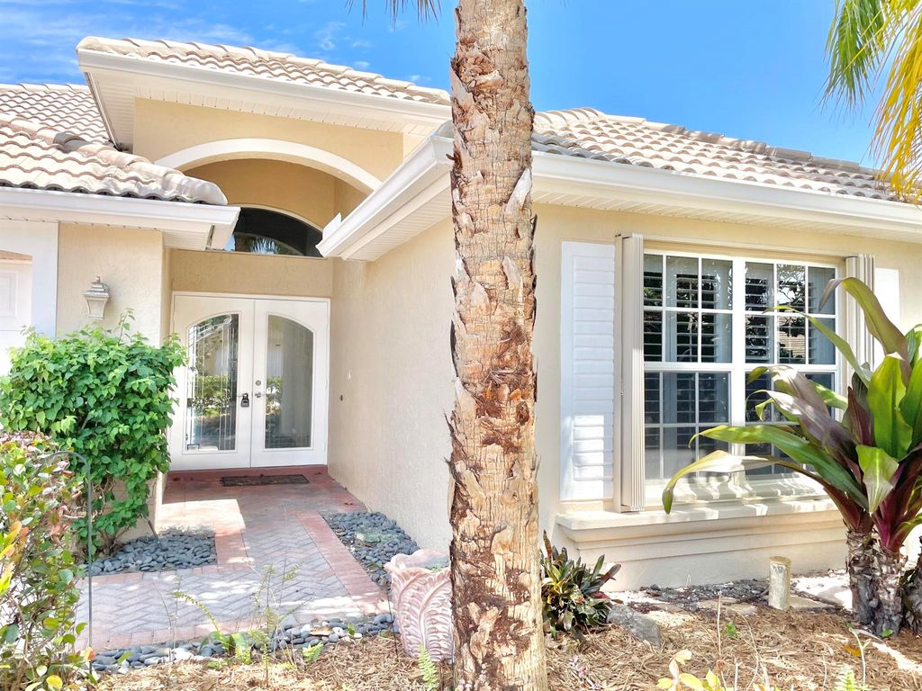 Photo of 12423 SE Plandome Drive, Hobe Sound, FL 33455 (MLS # R10970226)