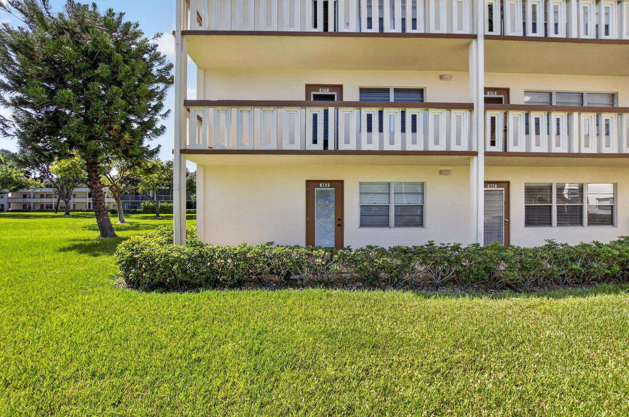 463 MANSFIELD L