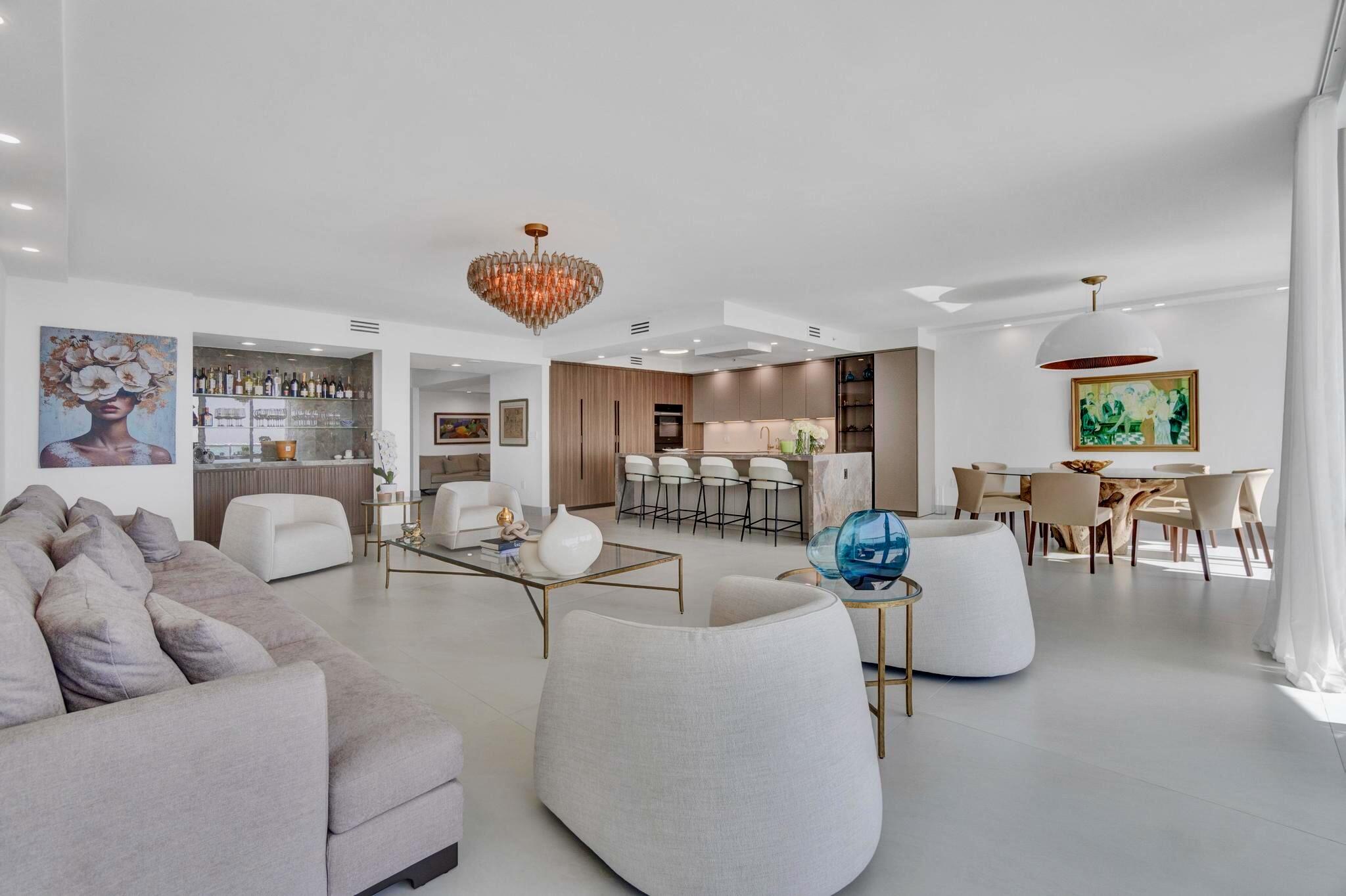 20201 E Country Club Drive 1005