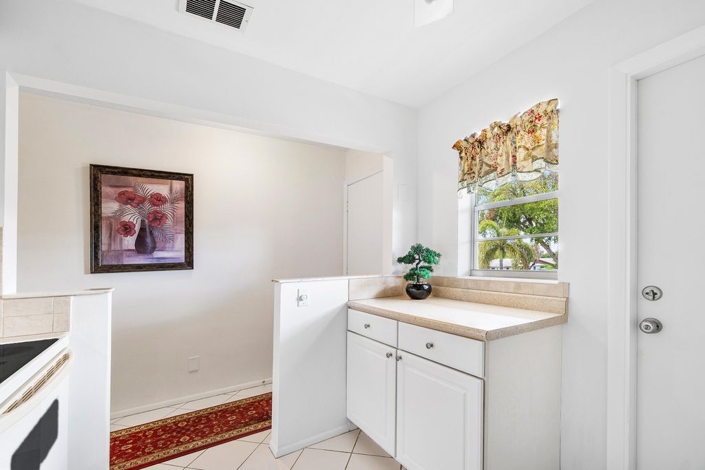 Photo of 2102 NE 1st Way #206, Boynton Beach, FL 33435 (MLS # R11132672)