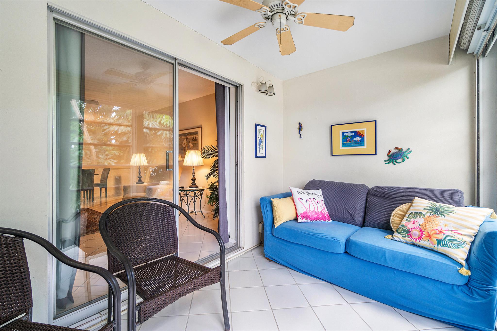VILLAGE ROYALE CONDO 8 - Residential