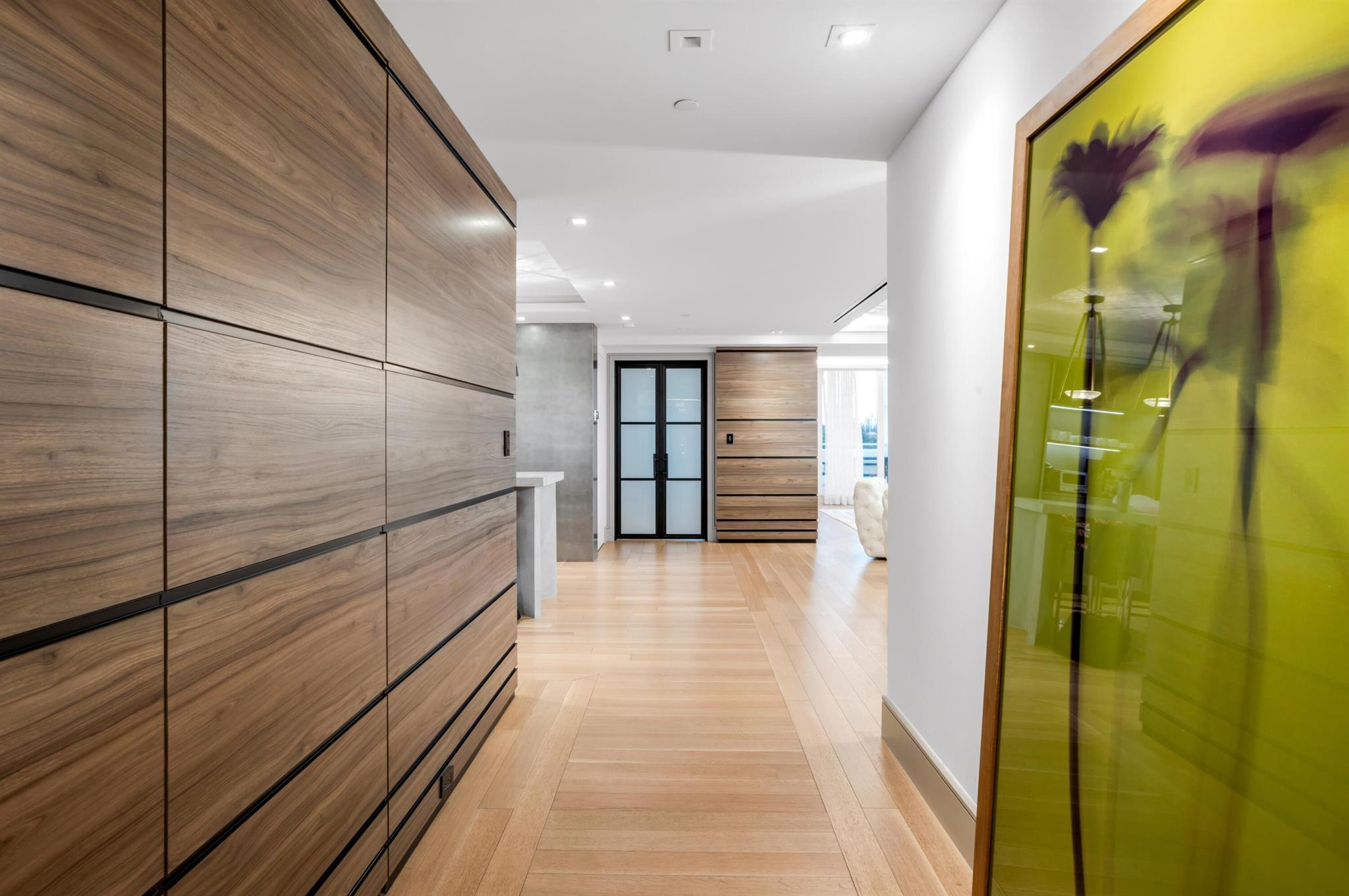 ARAGON CONDO - Residential