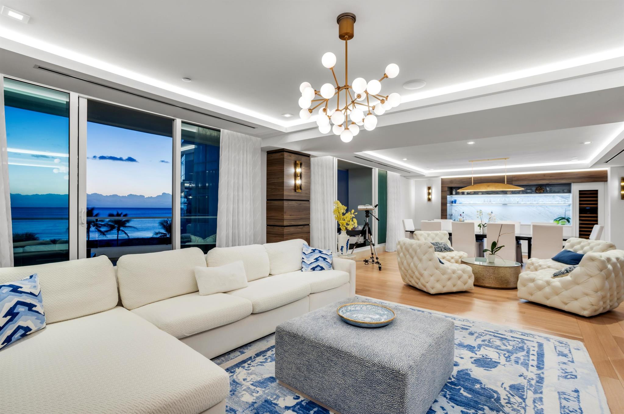 ARAGON CONDO - Residential