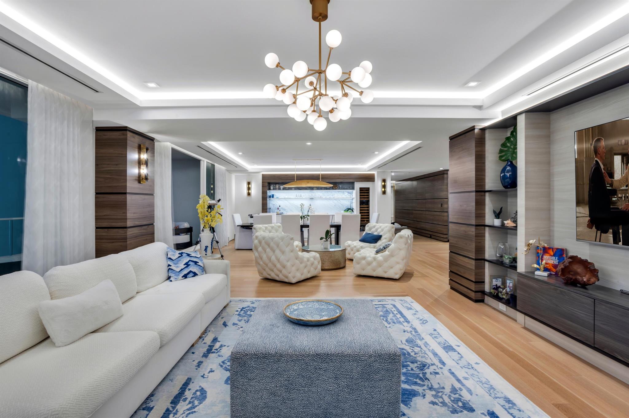 ARAGON CONDO - Residential