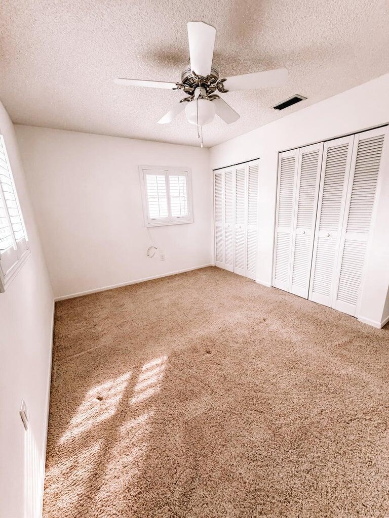 HOBE SOUND ESTATES - Residential Lease