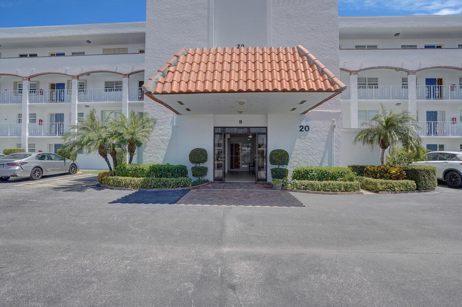 PORTS O CALL CONDO S A, B - Residential