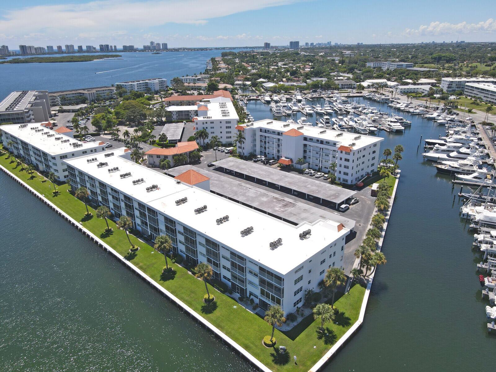 PORTS O CALL CONDO S A, B - Residential