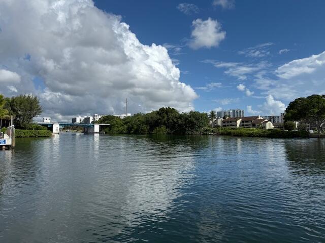 PORTS O CALL CONDO S A, B - Residential