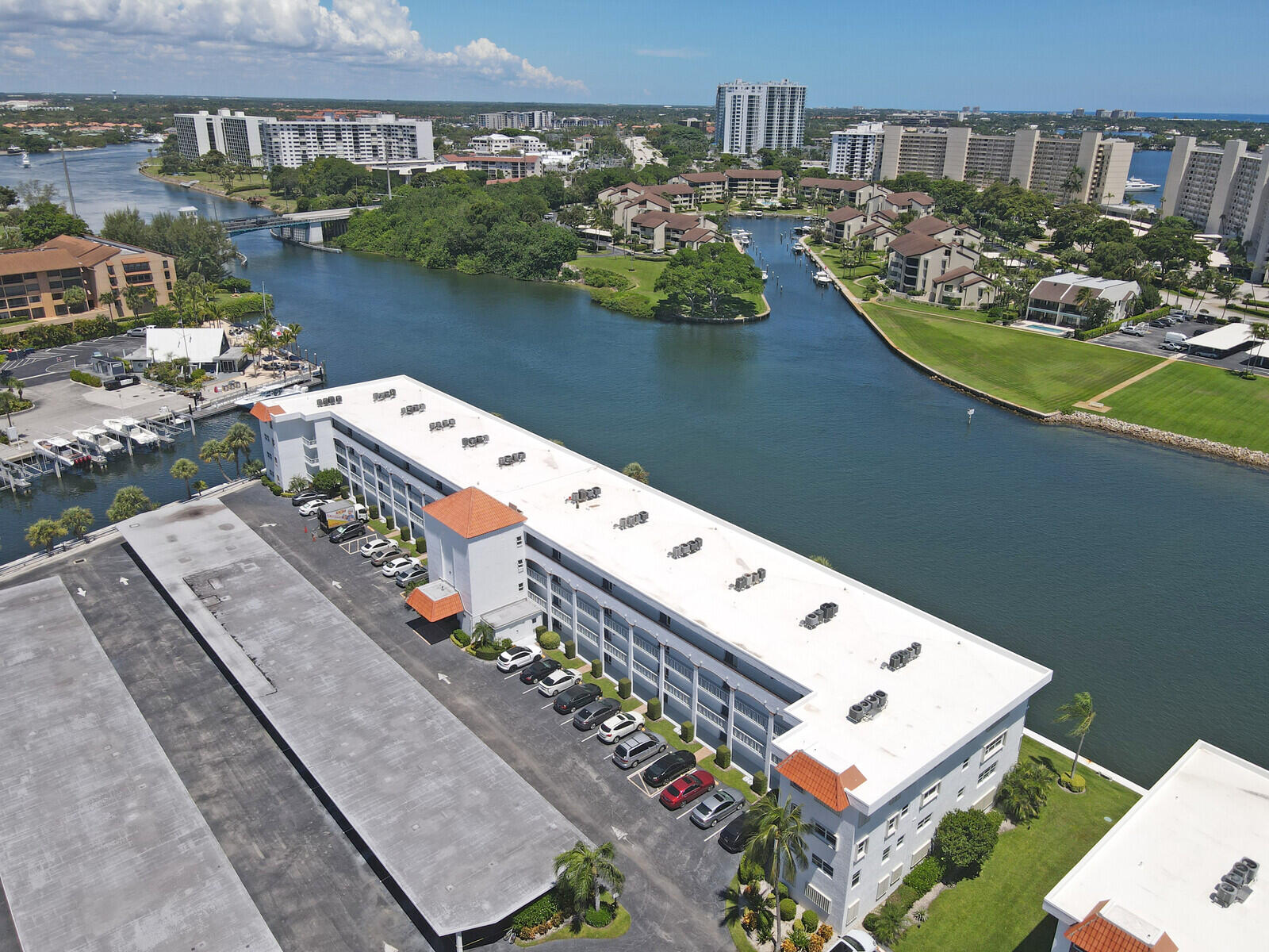 20 Yacht Club Drive 403
