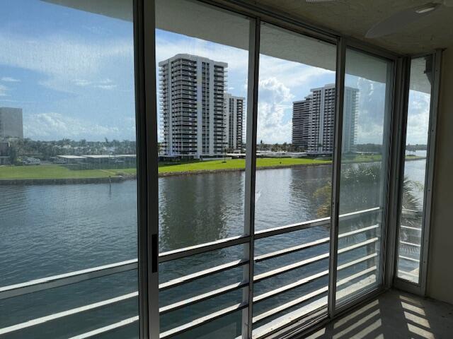 View photos, virtual tours, details... 20 Yacht Club Drive 403