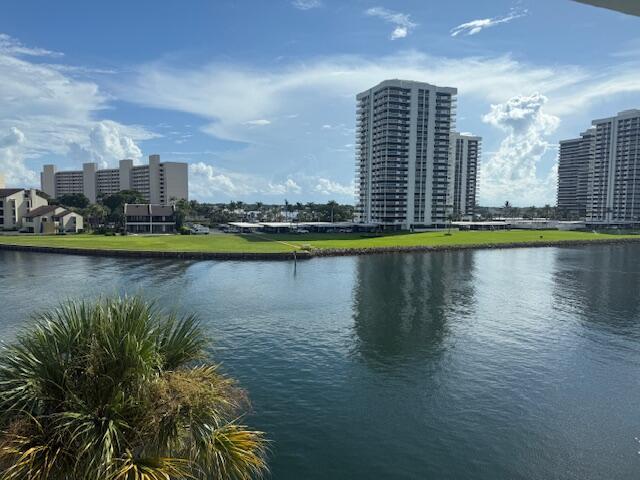 PORTS O CALL CONDO S A, B - Residential