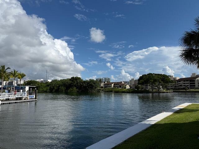 PORTS O CALL CONDO S A, B - Residential