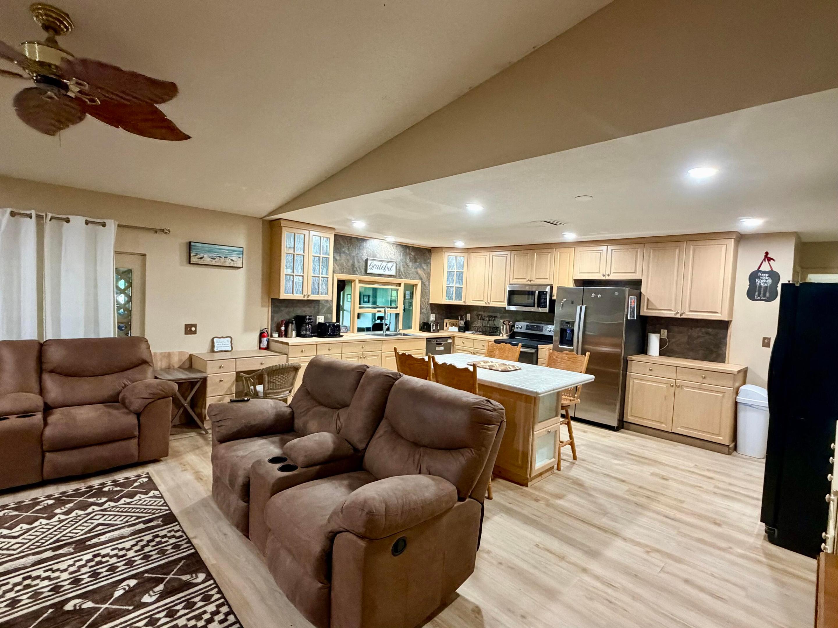 TAYLOR CREEK - Residential