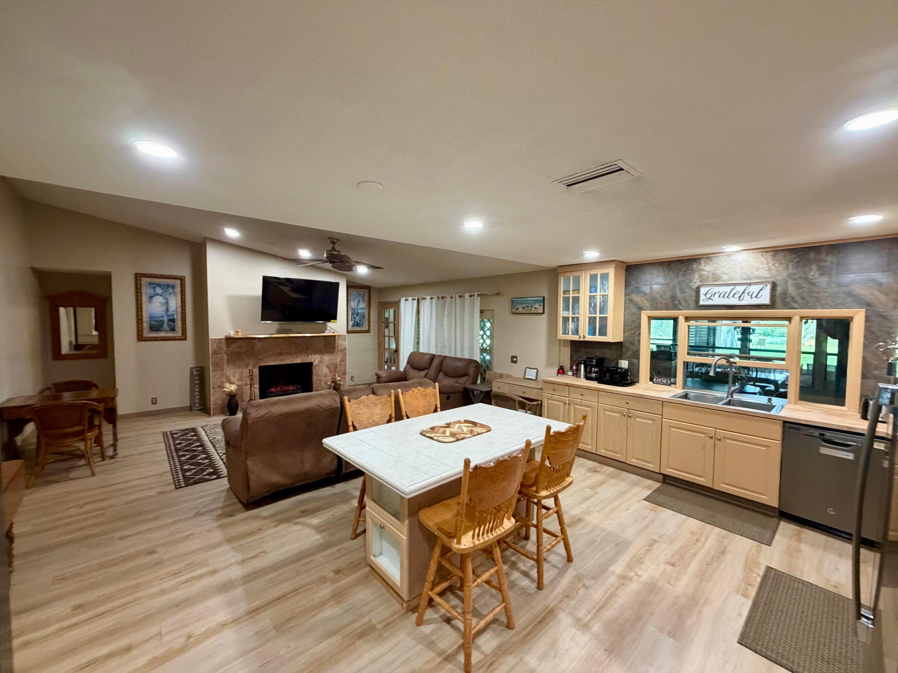 TAYLOR CREEK - Residential