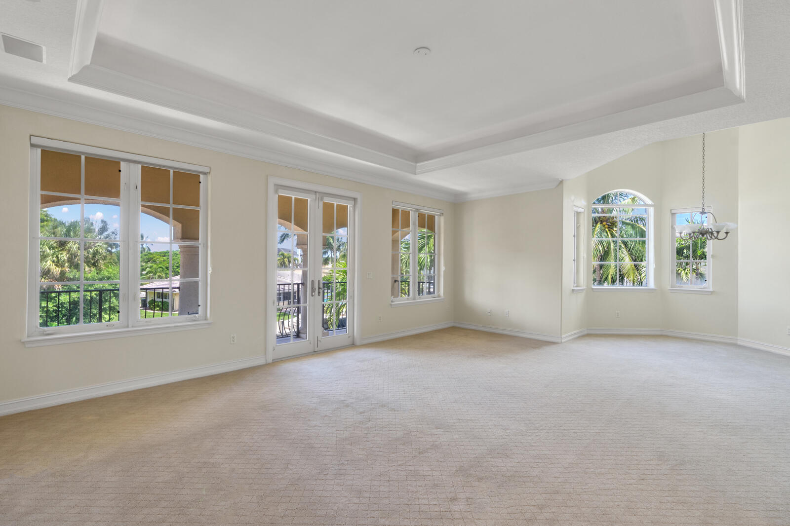 SUN AND SURF - Residential