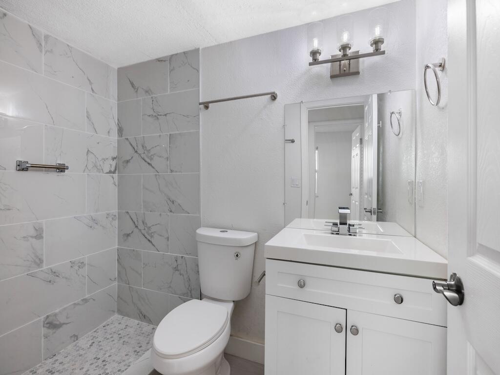 OCEAN VIEW SUBDIVISION REPLAT HOLLEY & MORGAN - Residential Income