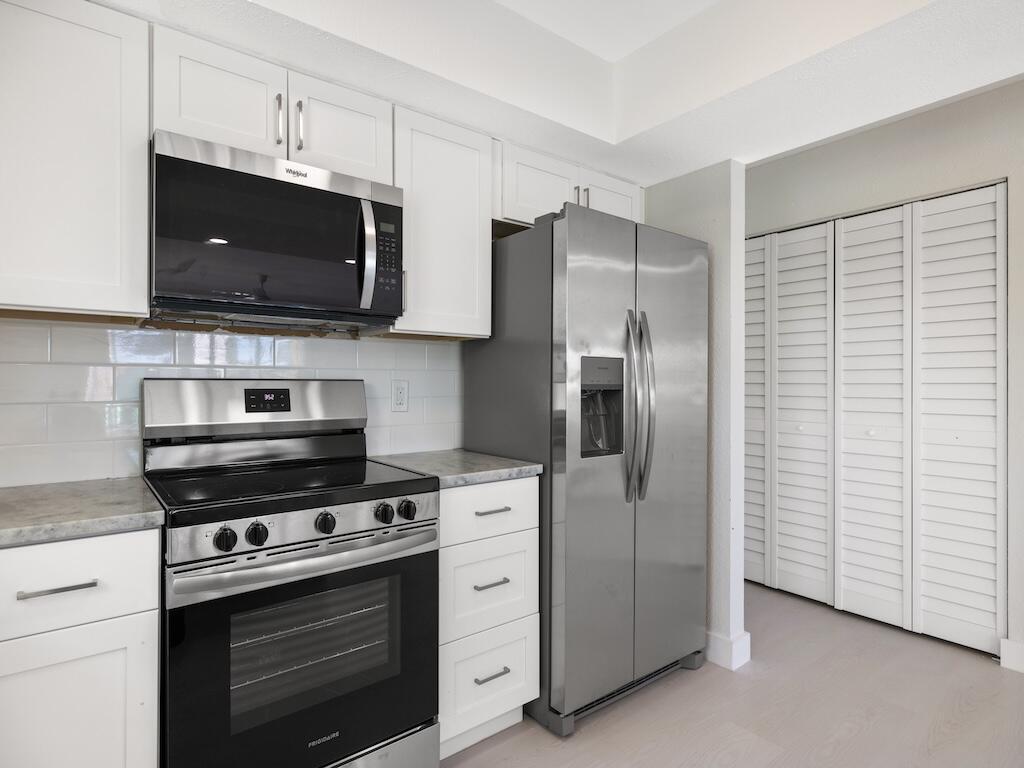 OCEAN VIEW SUBDIVISION REPLAT HOLLEY & MORGAN - Residential Income