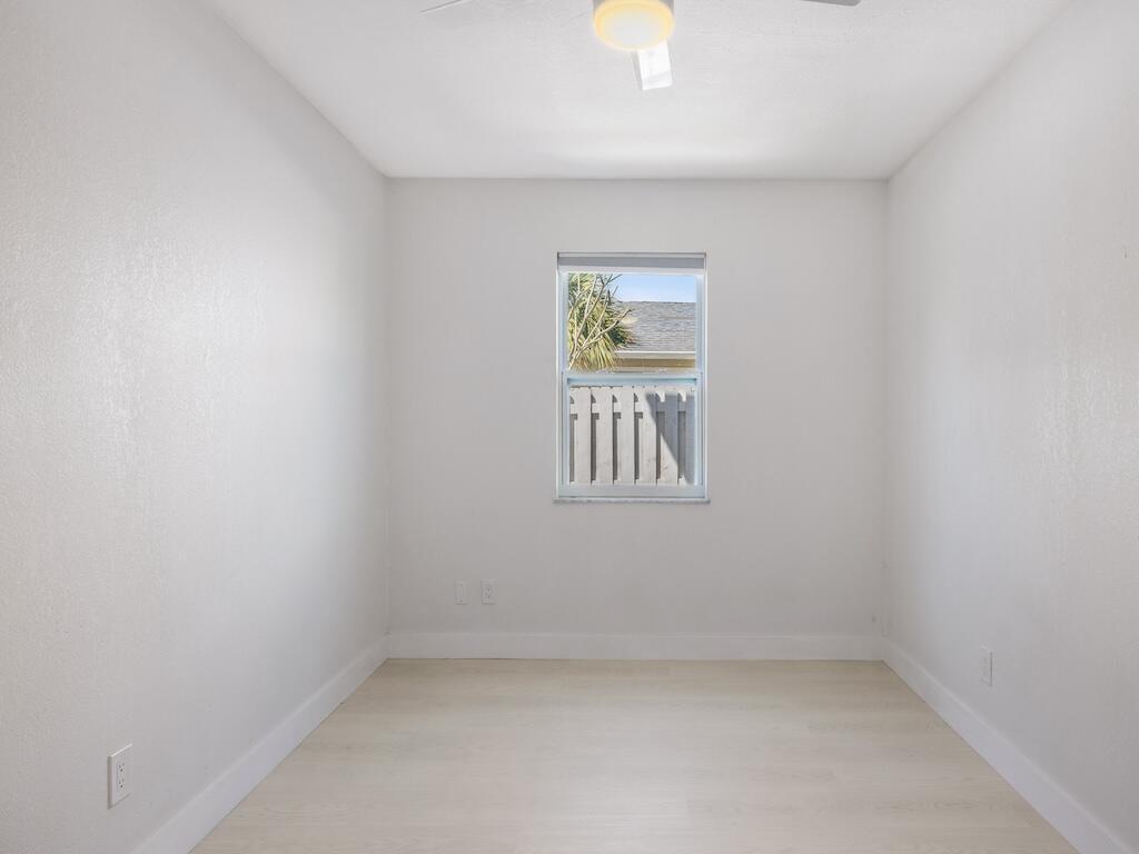 OCEAN VIEW SUBDIVISION REPLAT HOLLEY & MORGAN - Residential Income