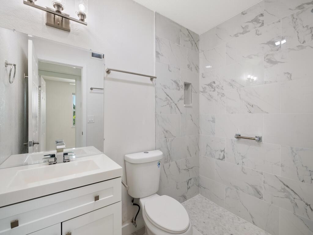 OCEAN VIEW SUBDIVISION REPLAT HOLLEY & MORGAN - Residential Income