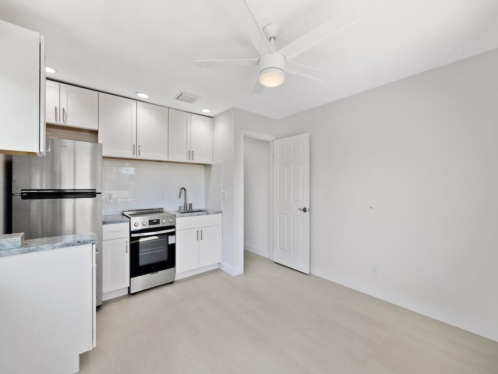 OCEAN VIEW SUBDIVISION REPLAT HOLLEY & MORGAN - Residential Income