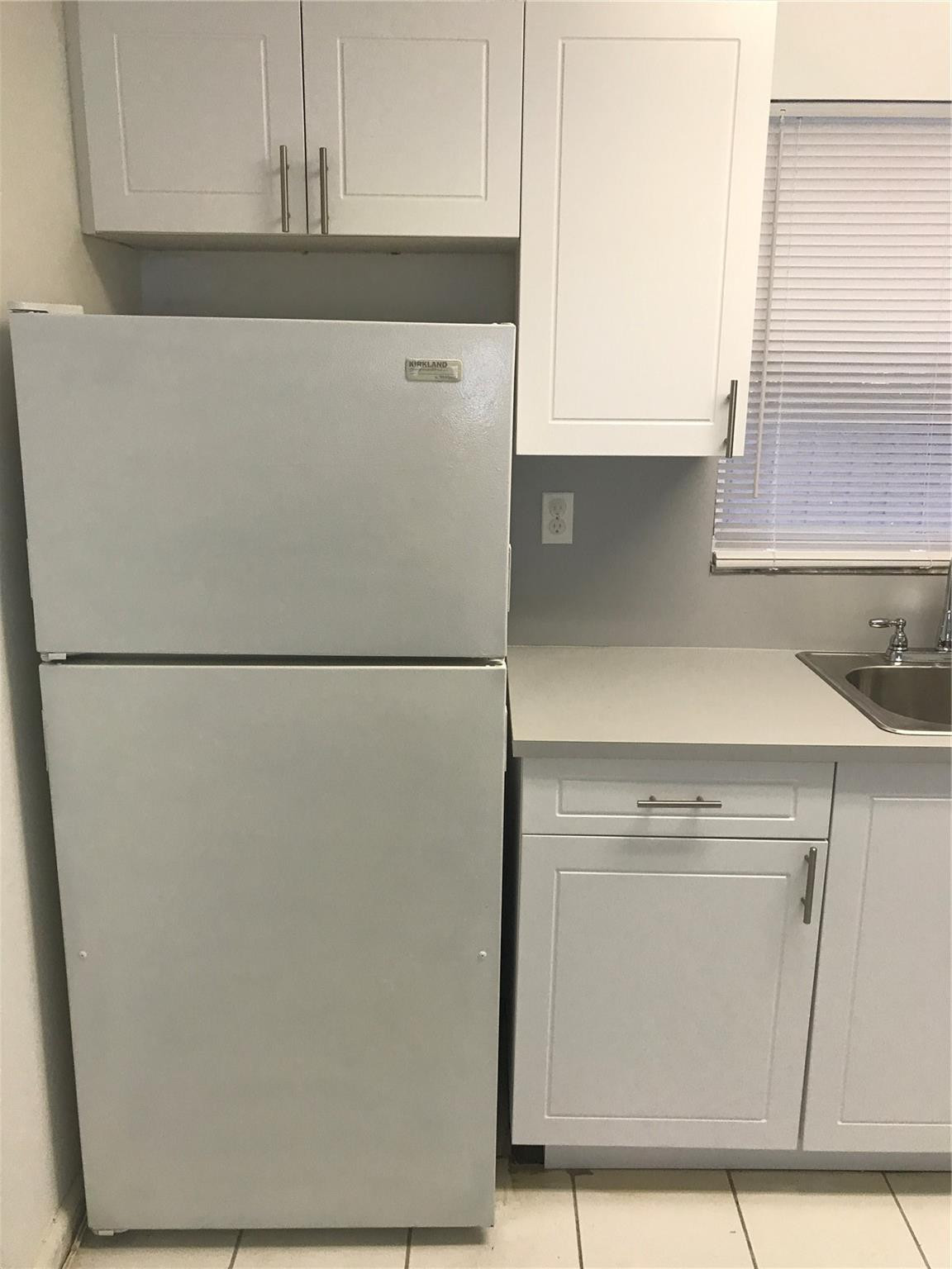 Hollywood Little Ranches - Residential Lease