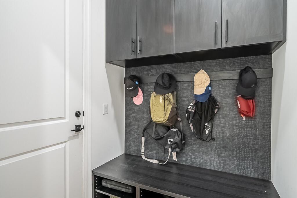 WINDSONG ESTATES - Residential Lease