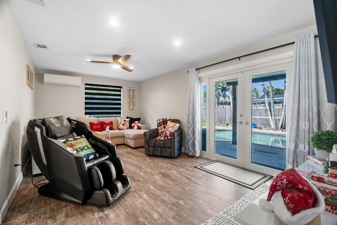 Sunrise Golf Village Sec - Residential