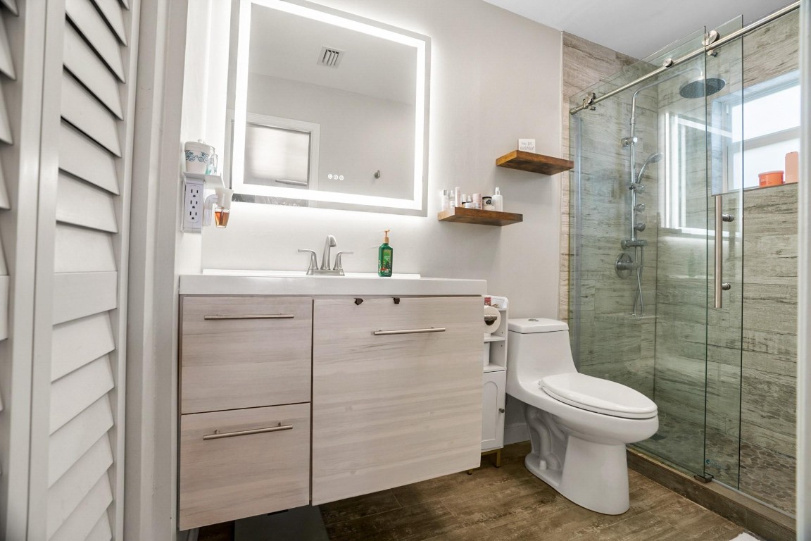 Sunrise Golf Village Sec - Residential