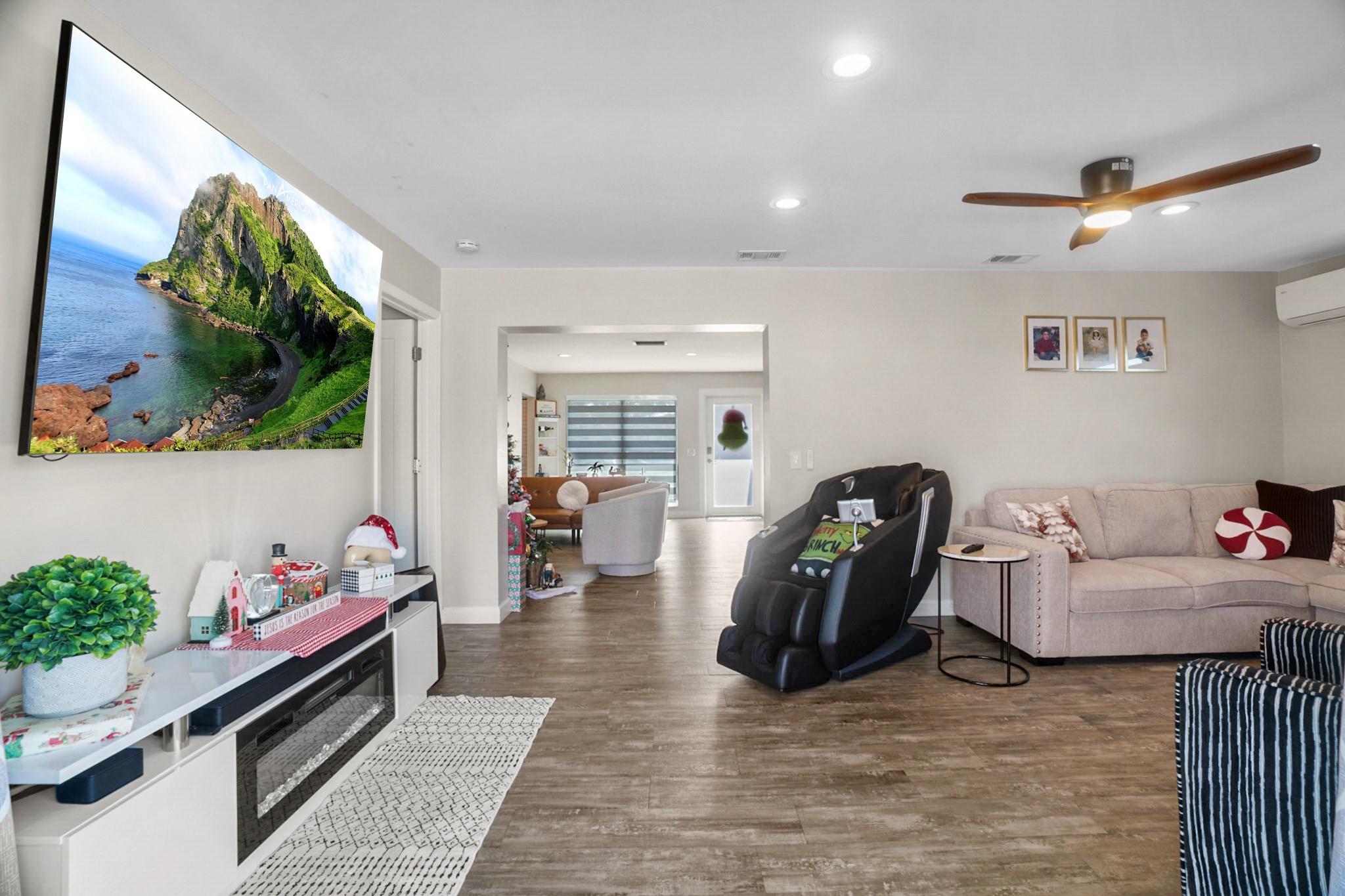 Sunrise Golf Village Sec - Residential