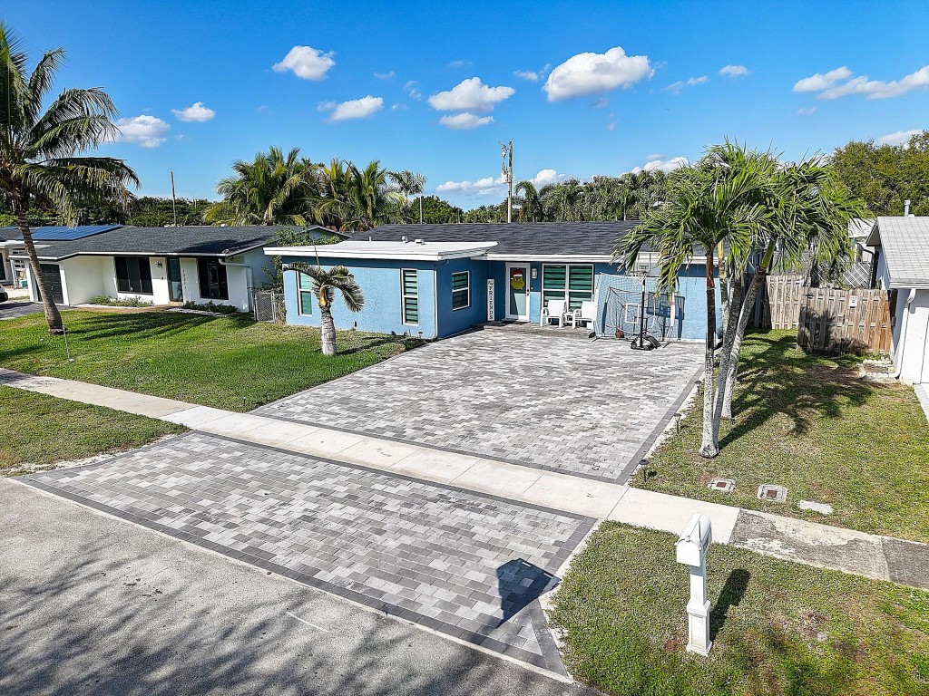 Sunrise Golf Village Sec - Residential