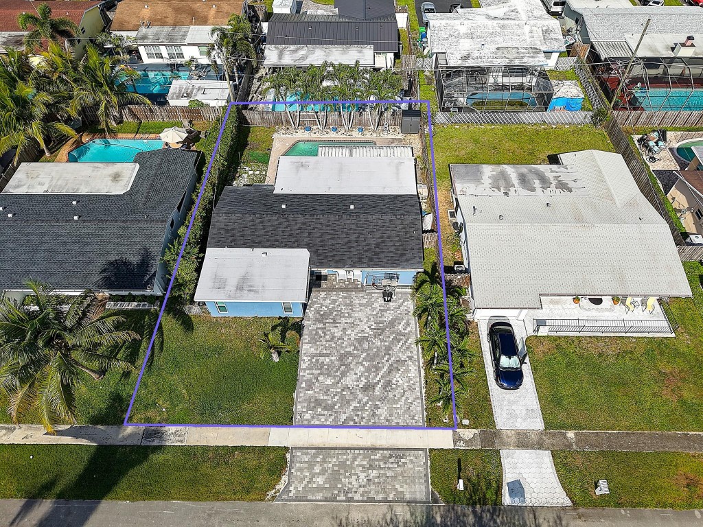 Sunrise Golf Village Sec - Residential