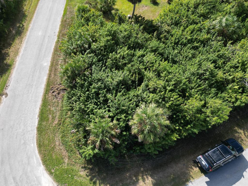 PORT CHARLOTTE SEC 49 - Land