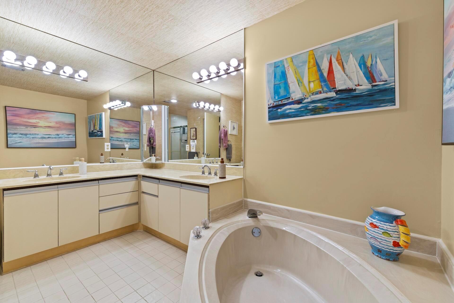 FOUNTAINS OF PALM BEACH C - Residential