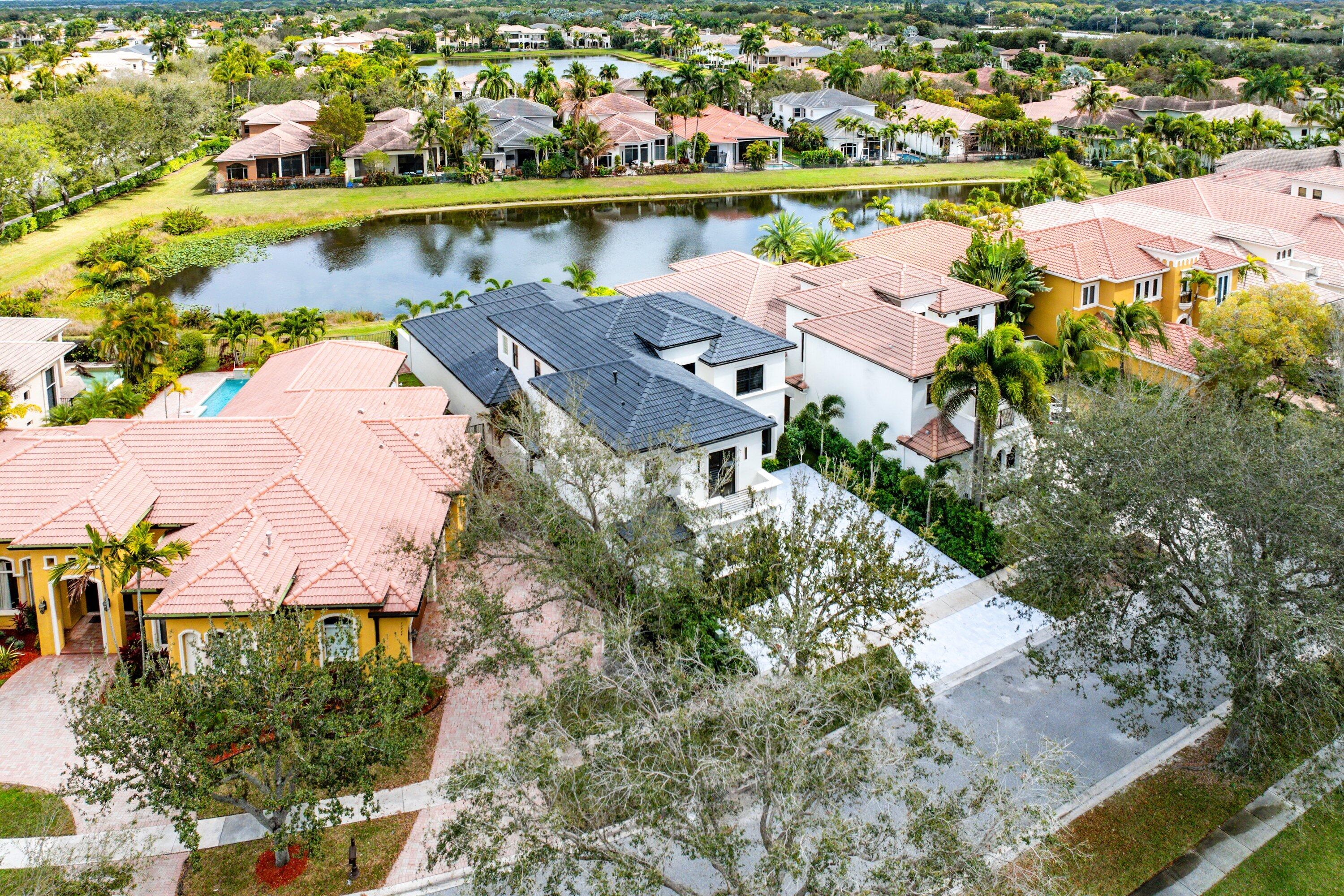 THE OAKS AT BOCA RATON - Residential
