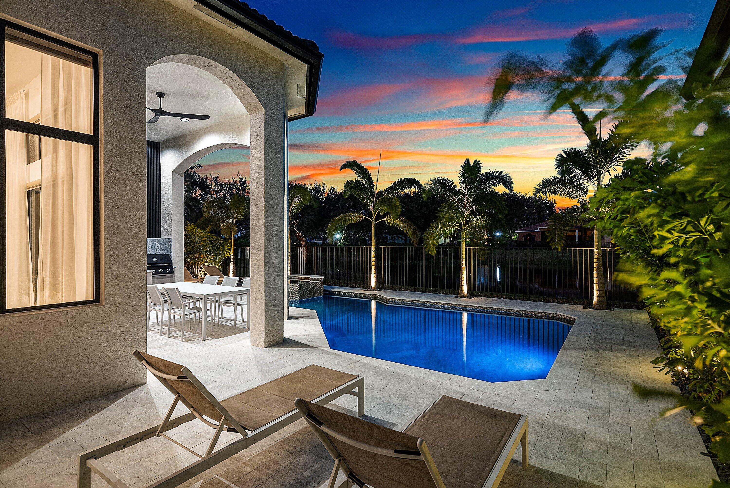 THE OAKS AT BOCA RATON - Residential