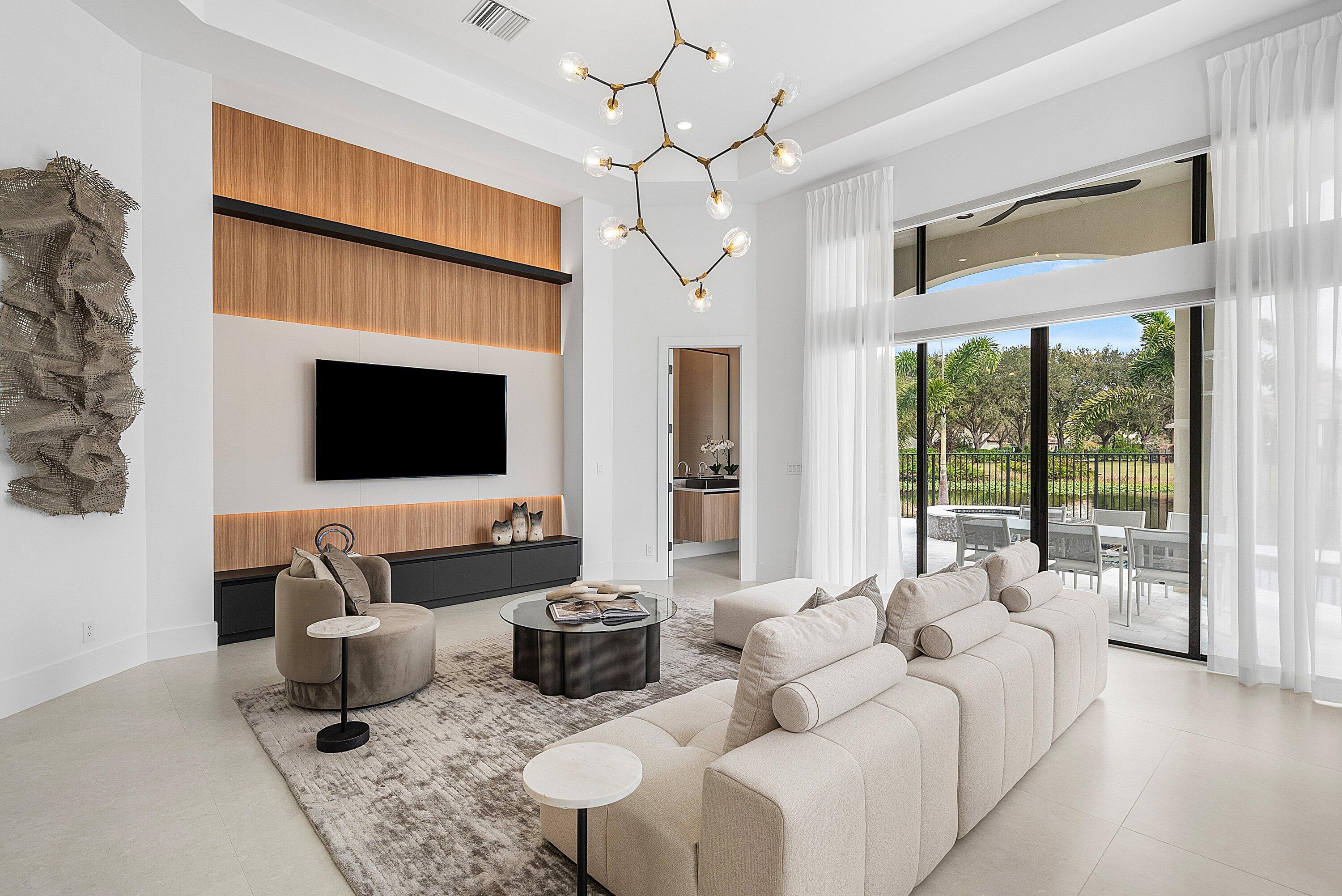 THE OAKS AT BOCA RATON - Residential