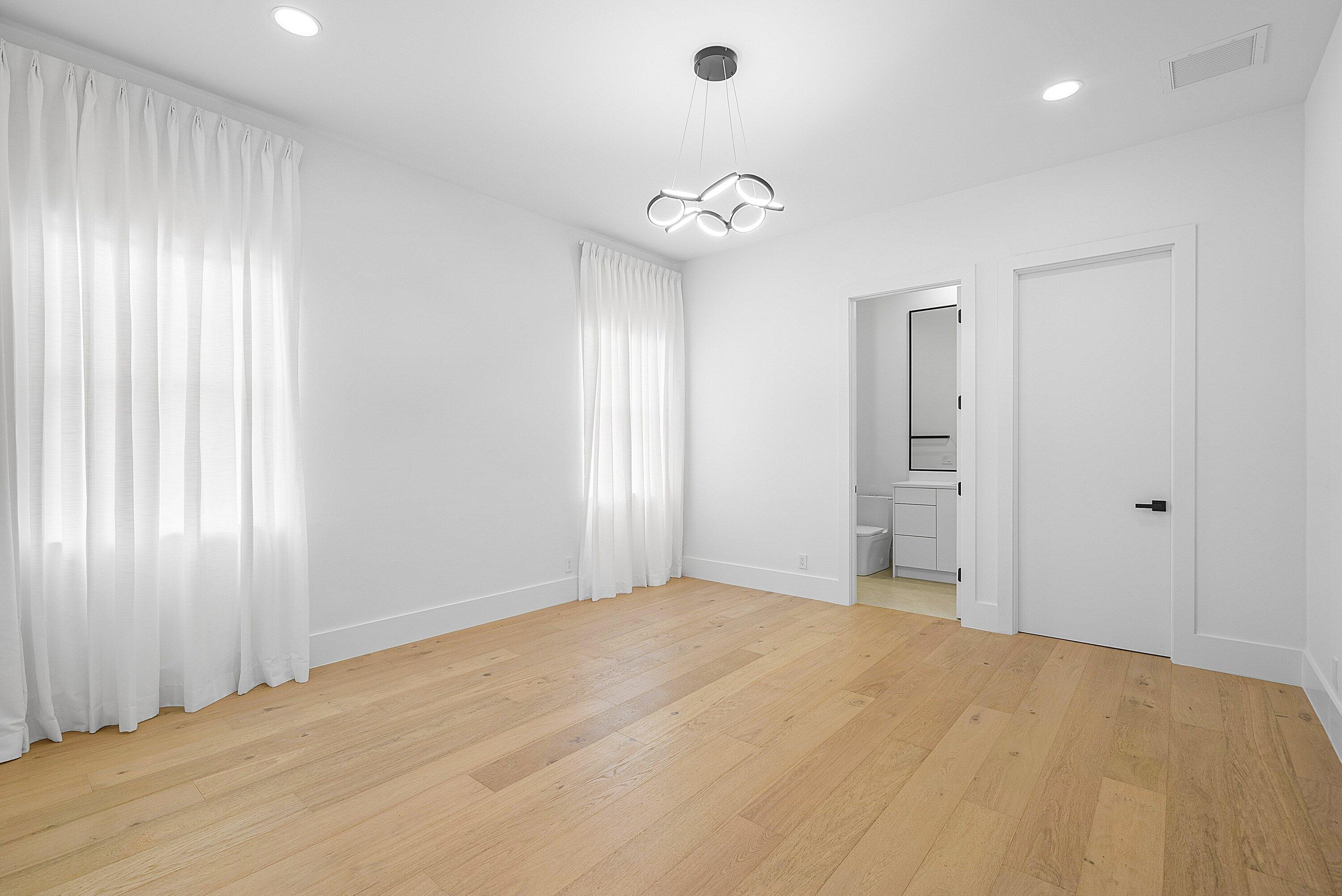 THE OAKS AT BOCA RATON - Residential