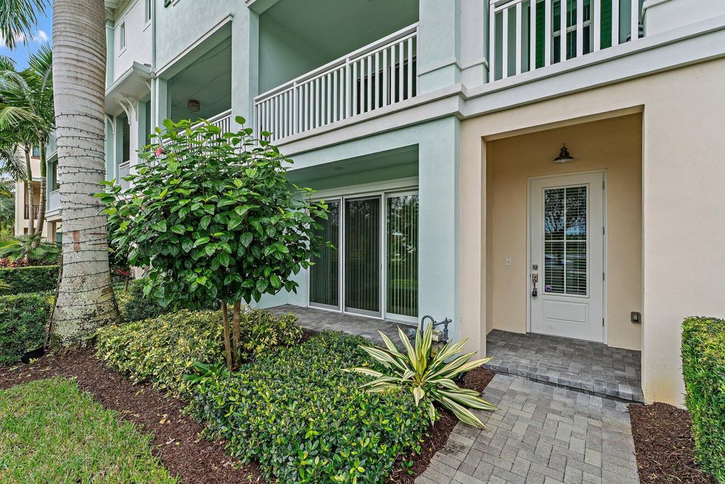 Photo of 12947 Alton Road, Palm Beach Gardens, FL 33418 (MLS # R11040311)