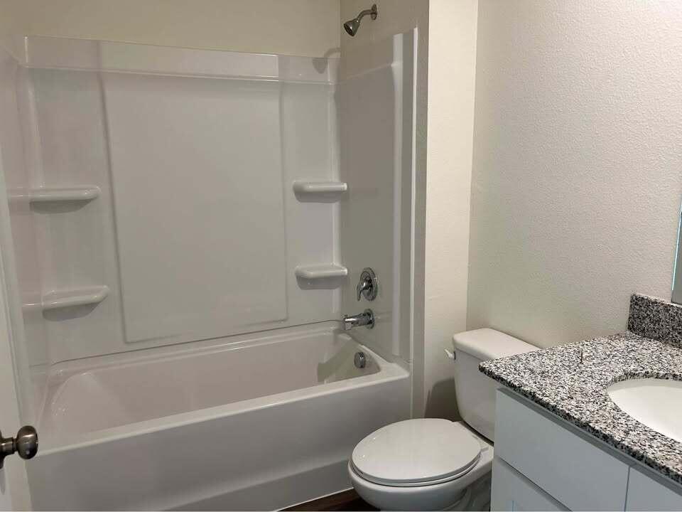 STONERIDGE SUB - Residential Lease