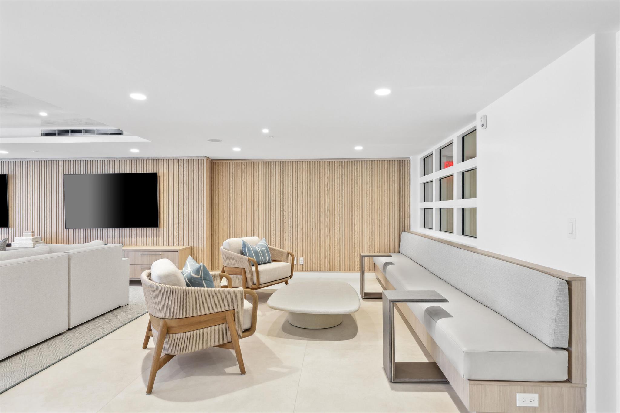 COVE CONDO - Residential