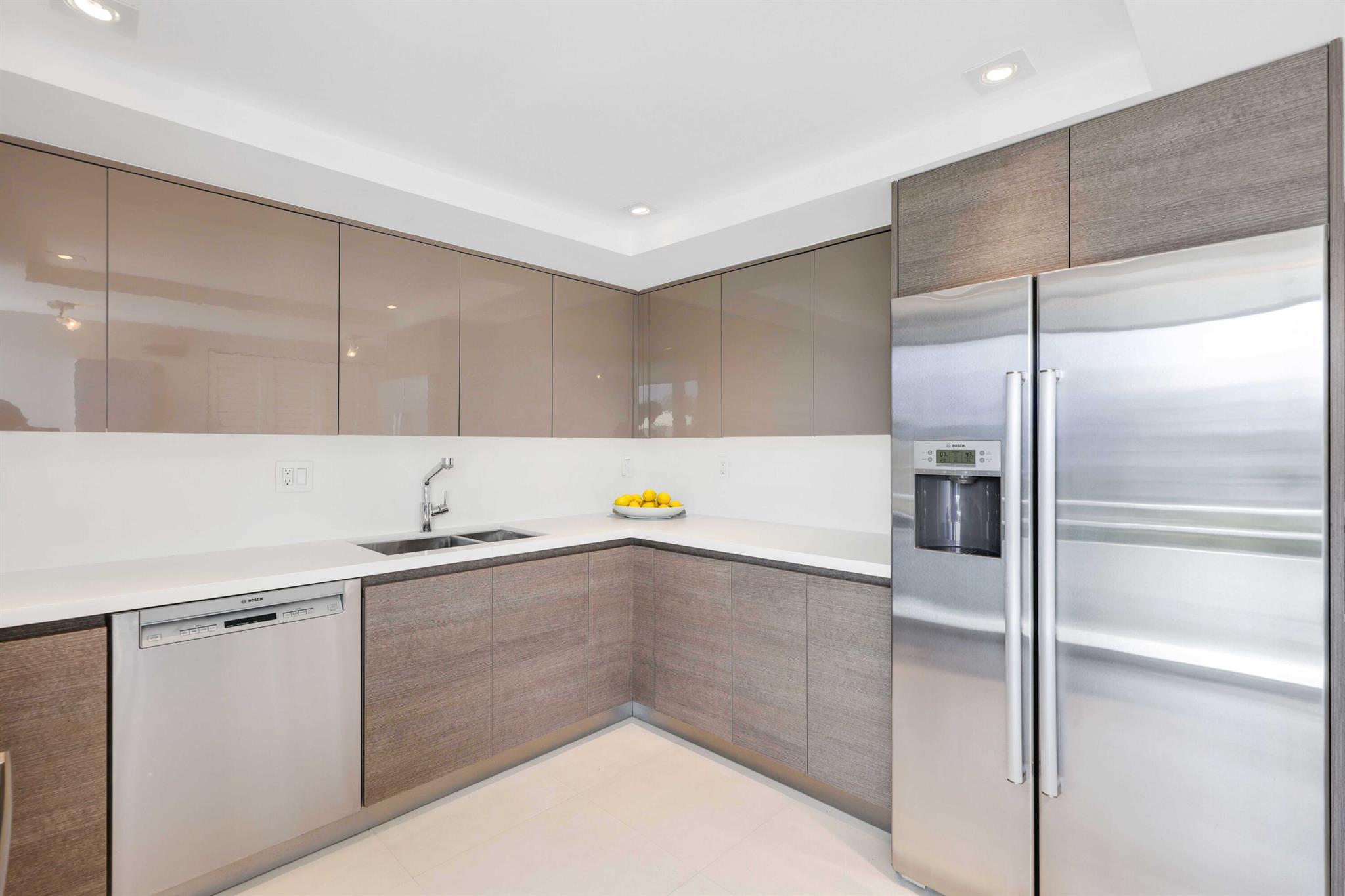 COVE CONDO - Residential