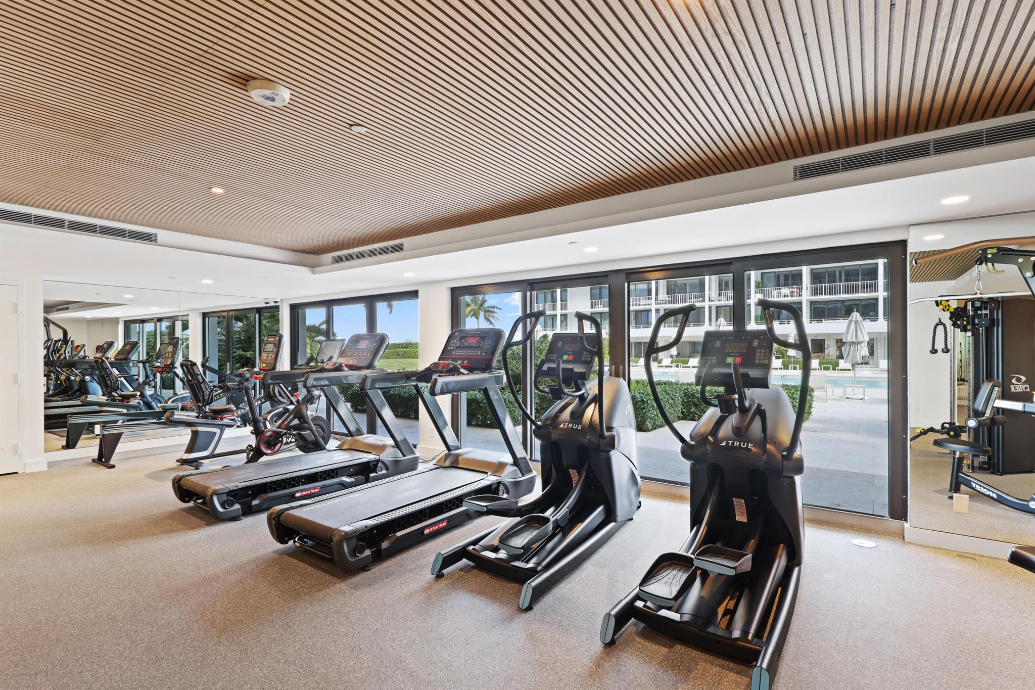 COVE CONDO - Residential