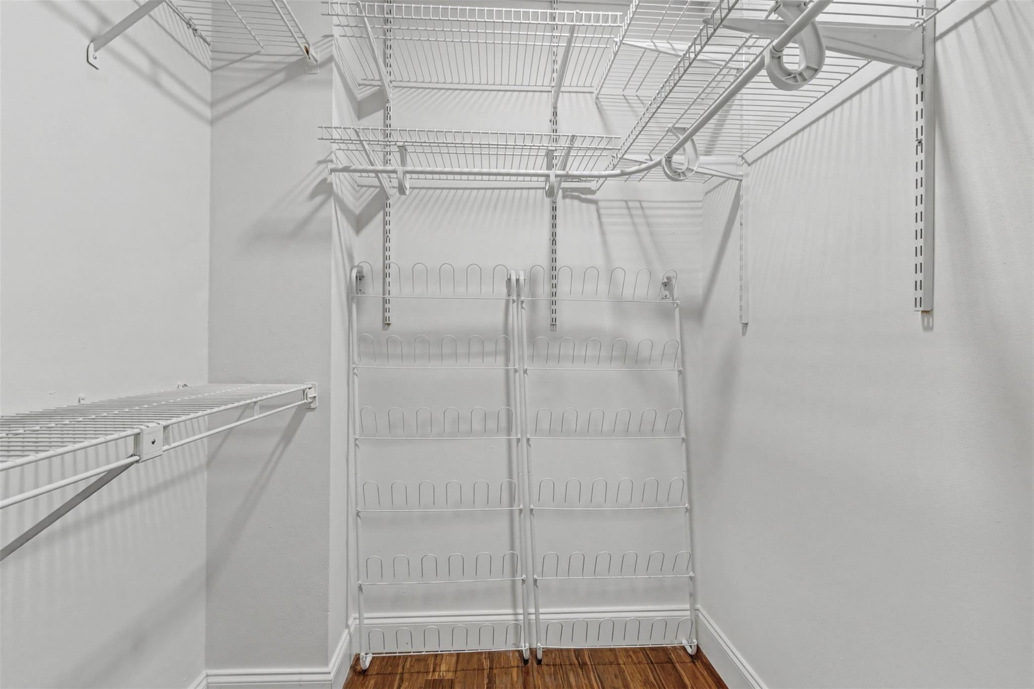 POND APPLE PLACE IV-B - Residential