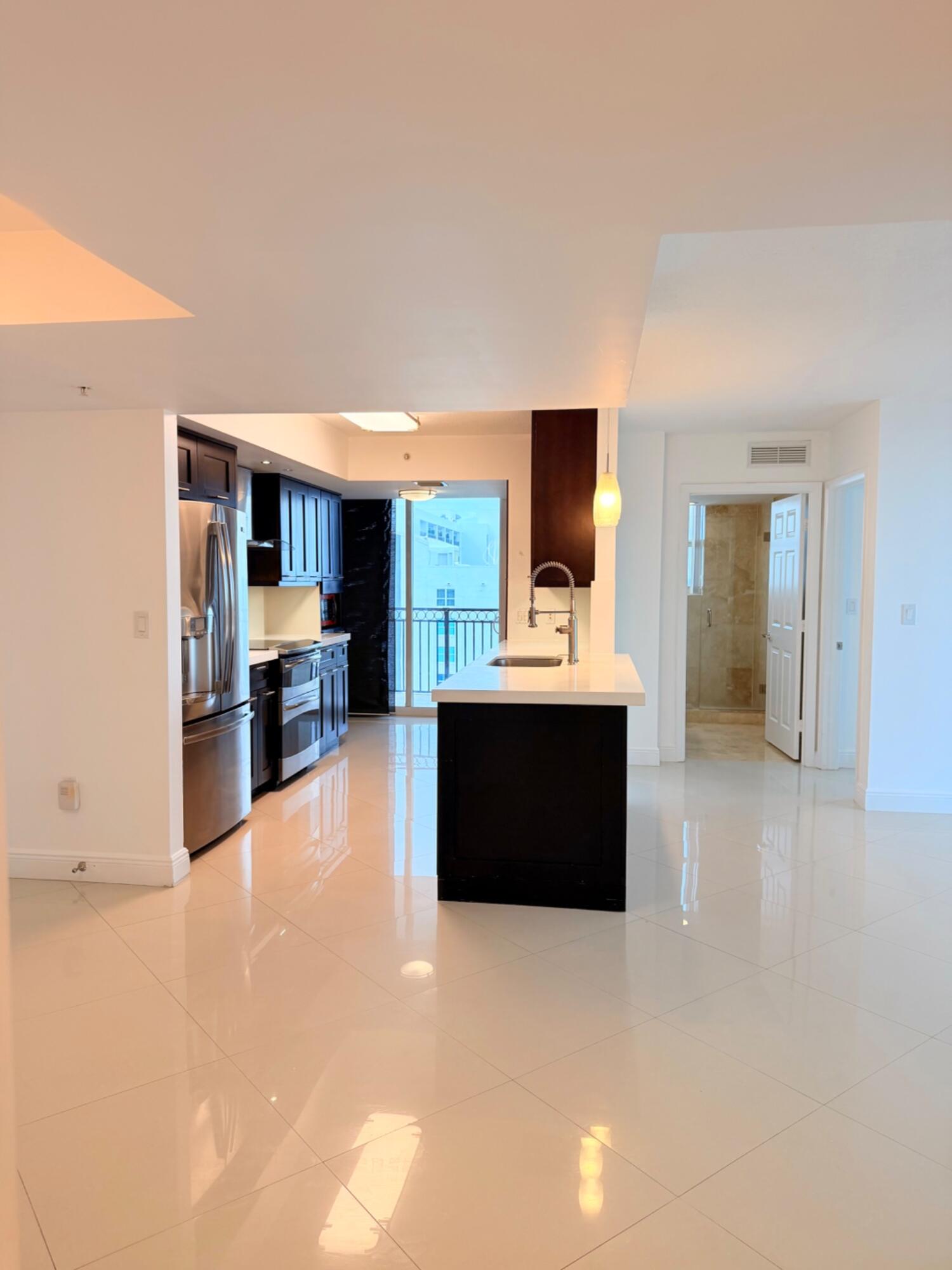 3232 Coral Way 1601