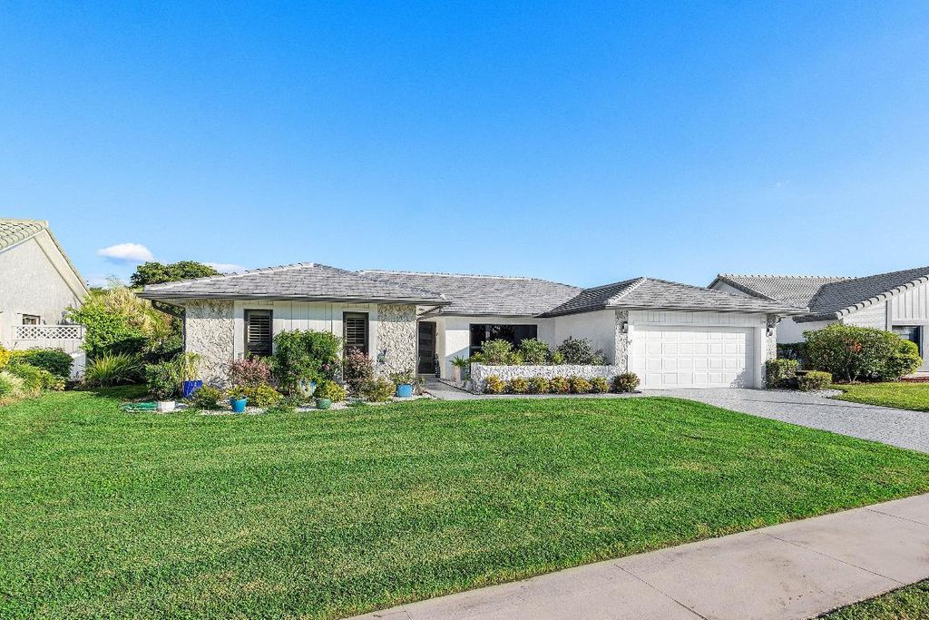 Photo of 10174 Crosswind Road, Boca Raton, FL 33498 (MLS # R11145742)