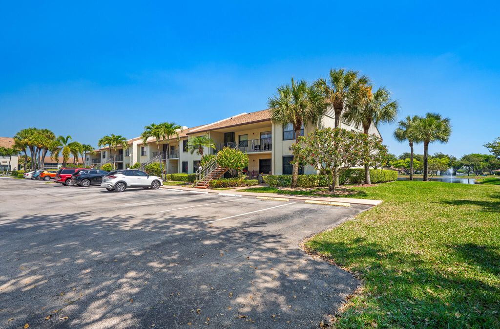 Photo of 7926 Willow Spring Drive #1317, Lake Worth, FL 33467 (MLS # B26008828)