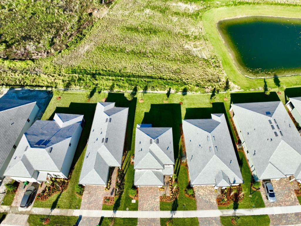 HERON PRESERVE AT TRADITION LOTS 254 & 255 - Residential Lease