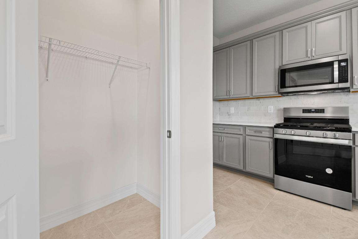 HERON PRESERVE AT TRADITION LOTS 254 & 255 - Residential Lease