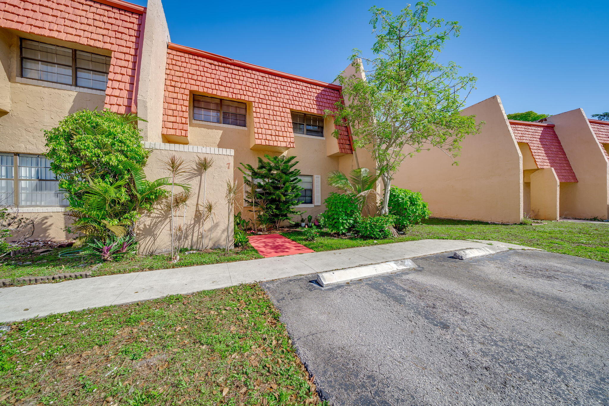 SHAKER VILLAGE PHASE 1 - Residential